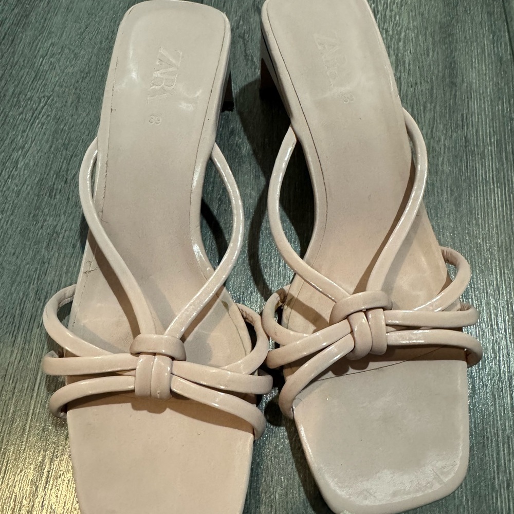 Zara Women's Beige Strappy Heels